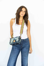 Load image into Gallery viewer, UMIKO MINI COURIER