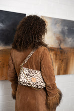 Load image into Gallery viewer, UMIKO LEATHER MINI COURIER