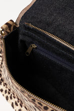 Load image into Gallery viewer, UMIKO LEATHER MINI COURIER
